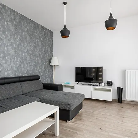 아파트 Rentplanet - Przy Muzeum Powstania Warszawskiego