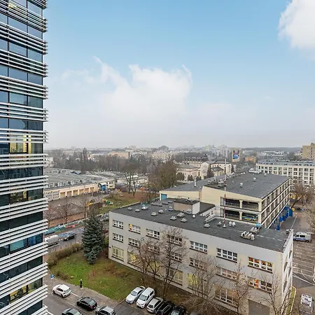 Rentplanet - Przy Muzeum Powstania Warszawskiego